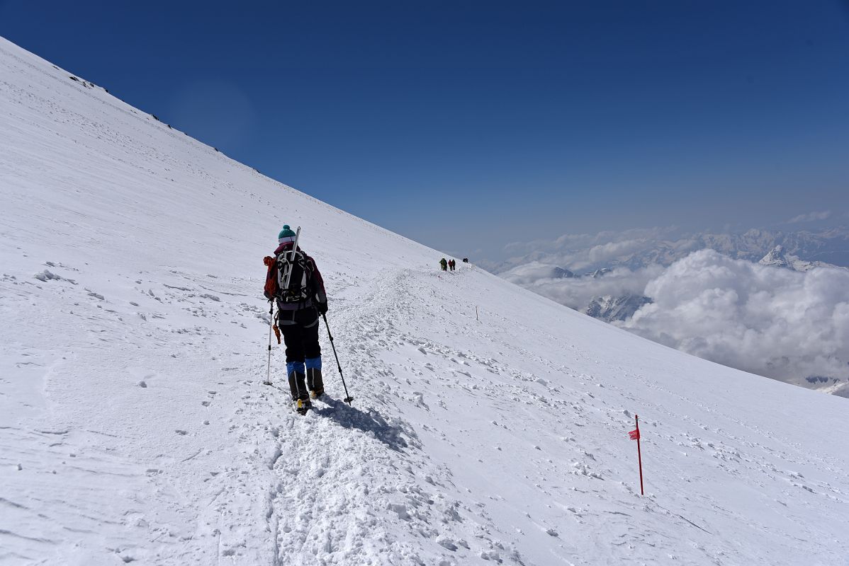 14A Guide Liza Pahl Leading The Descent On The Mount Elbrus East Peak Traverse